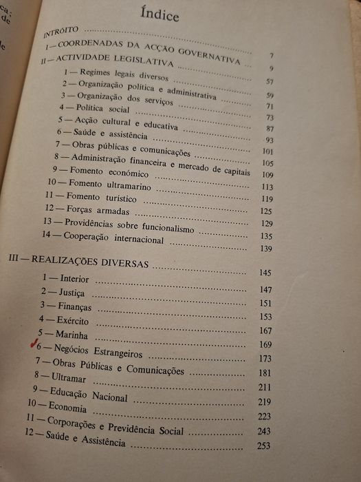 livros sobre o governo de Marcello Caetano
