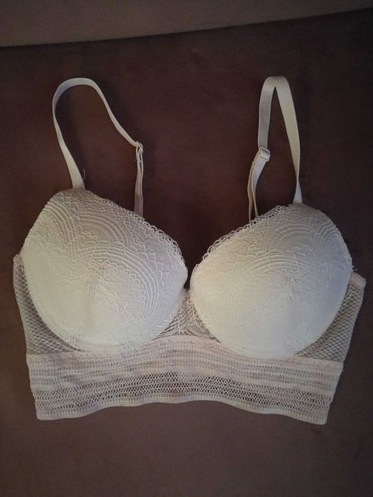 Biustonosz 70 B Reserved  jasny różowy