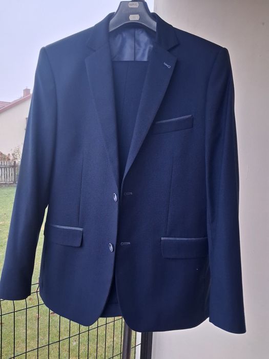Garnitur męski młodzieżowy.Studniówka.Rozmiar 188/52
