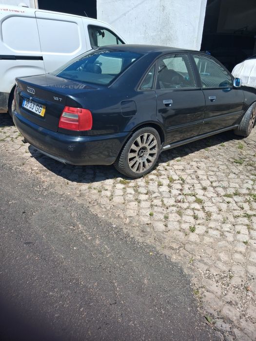 Audi a4 1.8 turbo( ler descrição )