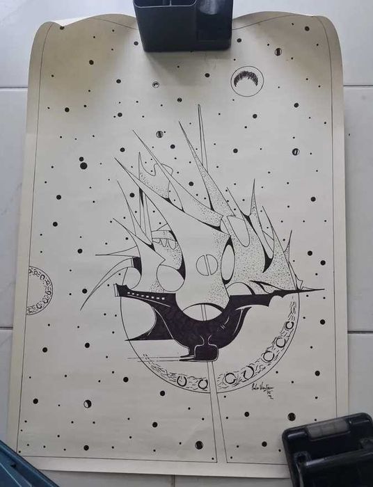 Desenho em Preto dos Anos 70 com Imagem Futurista