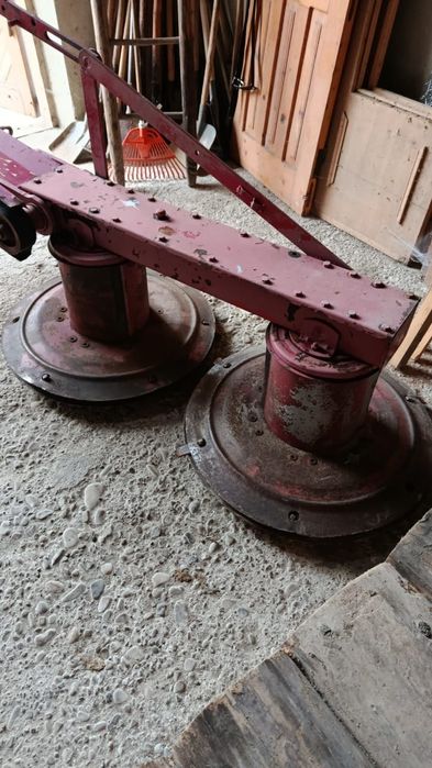 Продам плуг і косілку