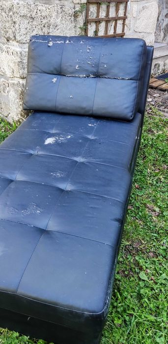 Sofá + Chaise Longue – Estrutura em bom estado