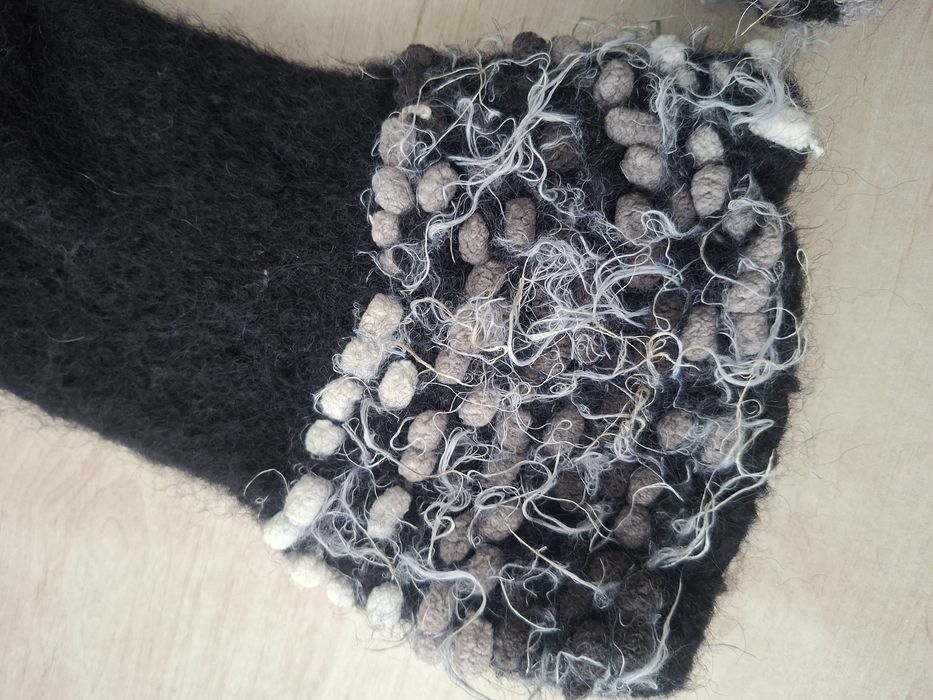 Ciepłe wełniane rękawiczki filcowane handmade