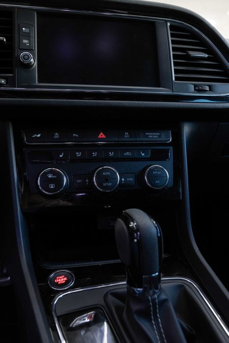 SEAT Leon Cupra 300 c/ Backets e Tecto de Abrir
