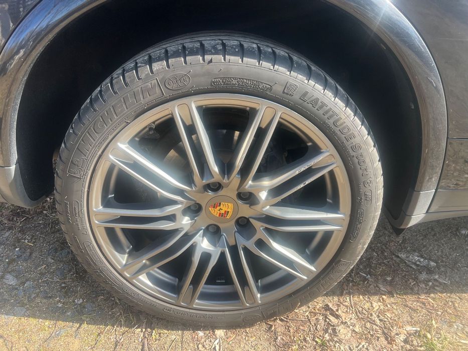 Porsche Cayenne auto szefa firmy faktura VAT sprzedaż ponieważ zakupiono nowe auto