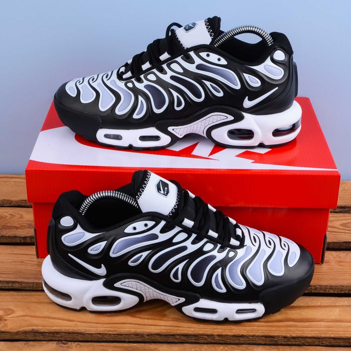(1709) SALE Кросівки Nike Air Max TN Plus Drift чорні з білим (42 45)