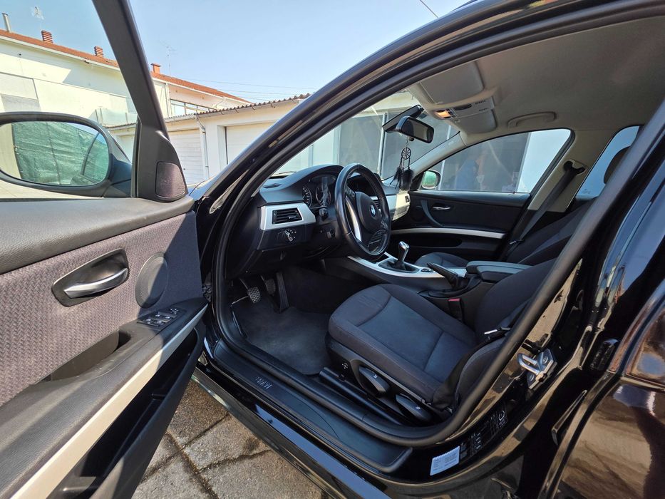 BMW 320 184cv 2010