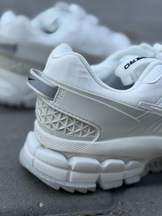 Кросівки Nike Zoom Vomero Roam, оригінал