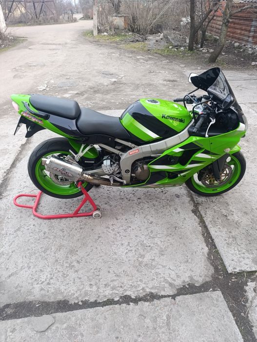 山水 Продам KAWASAKI Ninja ZX-6R 2001р.: 209 145.83 грн. - Мотоциклы