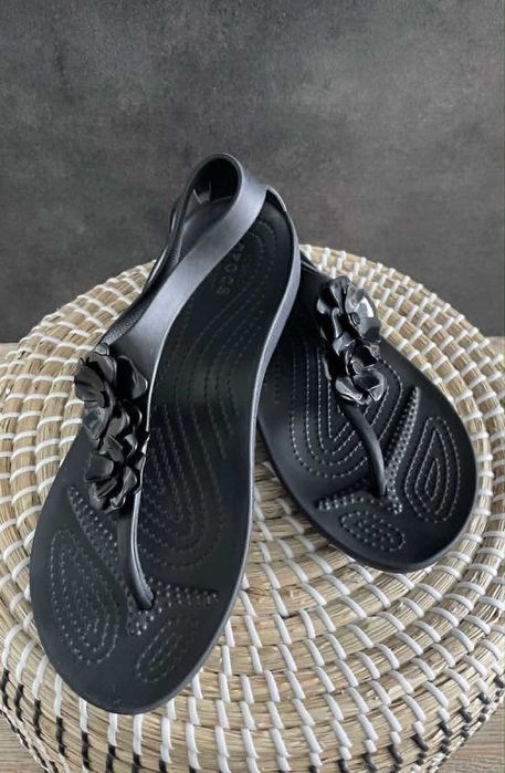 Crocs japonki serena embellish flip W8 38/39