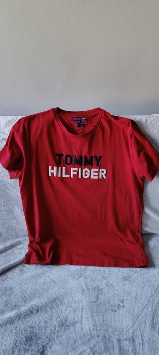 Tommy Hilfiger T-shirt oryginalny.