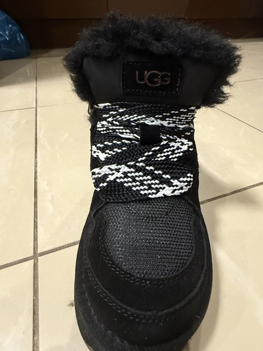 Buty  na sprzedaz czarne zimowe