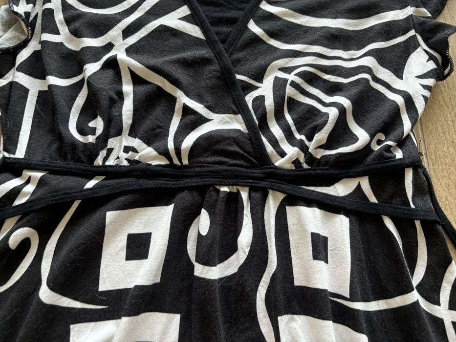 Bluzka letnia z ozdobnym wiazaniem M-L