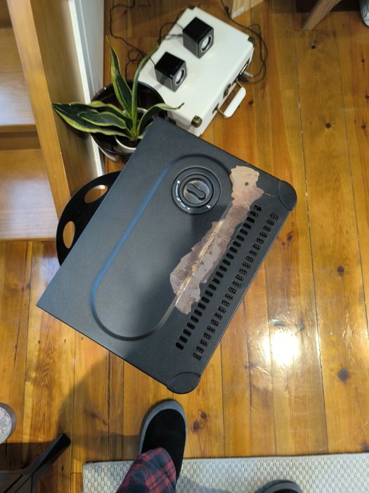 Aquecedor a gás com rodas