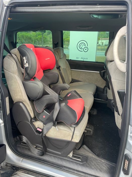 Carrinha Peugeot 807 2.2 HDI NAVTEQ - 7 lugares