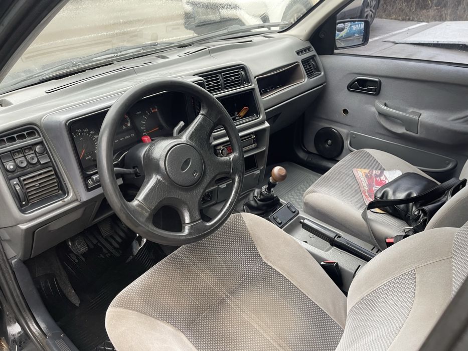 Продам полностью рабочий автомобиль