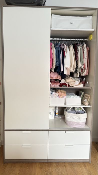 Roupeiro + cómoda Ikea