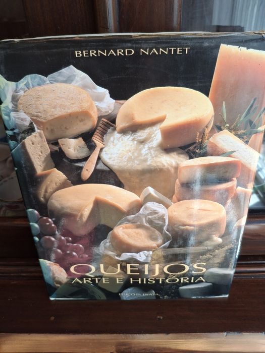 Livro sobre a história do queijo