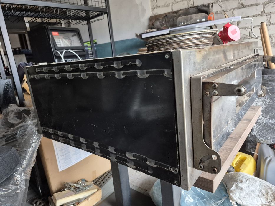 Печь для пиццы Apach AMM4 ( пицца печь) Италия на 4 пиццы