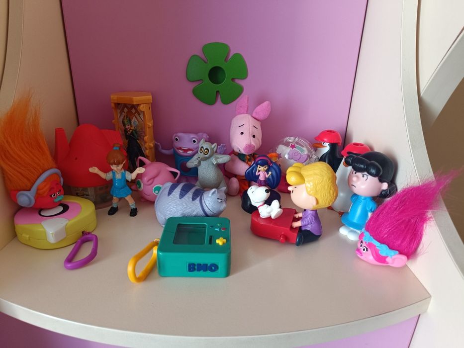 Продам много игрушек (17 шт)