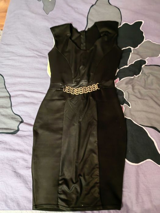 Elegancka sukienka rozmiar S