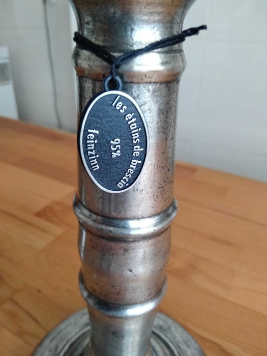 Castiçais em estanho Les etains de brescia