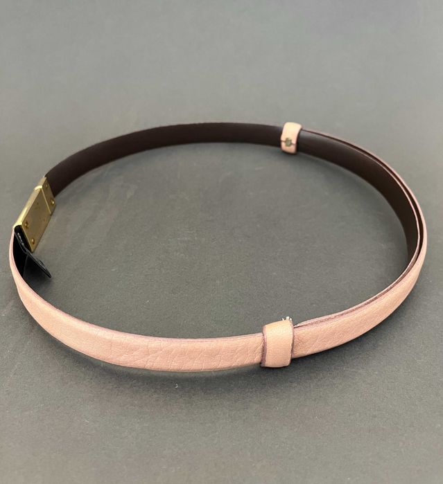 Cinto em pele nude com fecho dourado da Decenio 85 cm