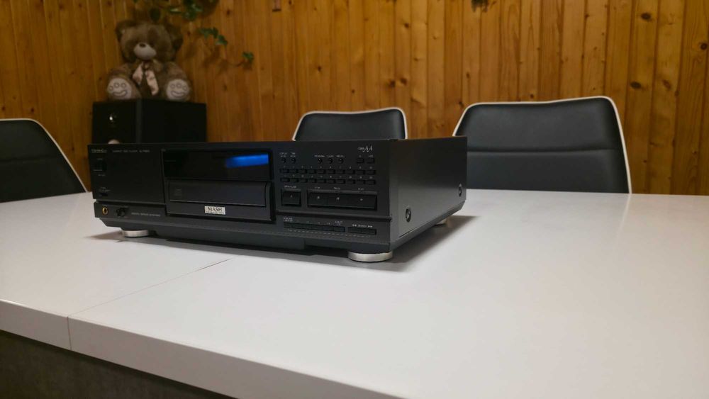 Odtwarzacz CD Technics SL-PS900 stan bdb gabinetowy