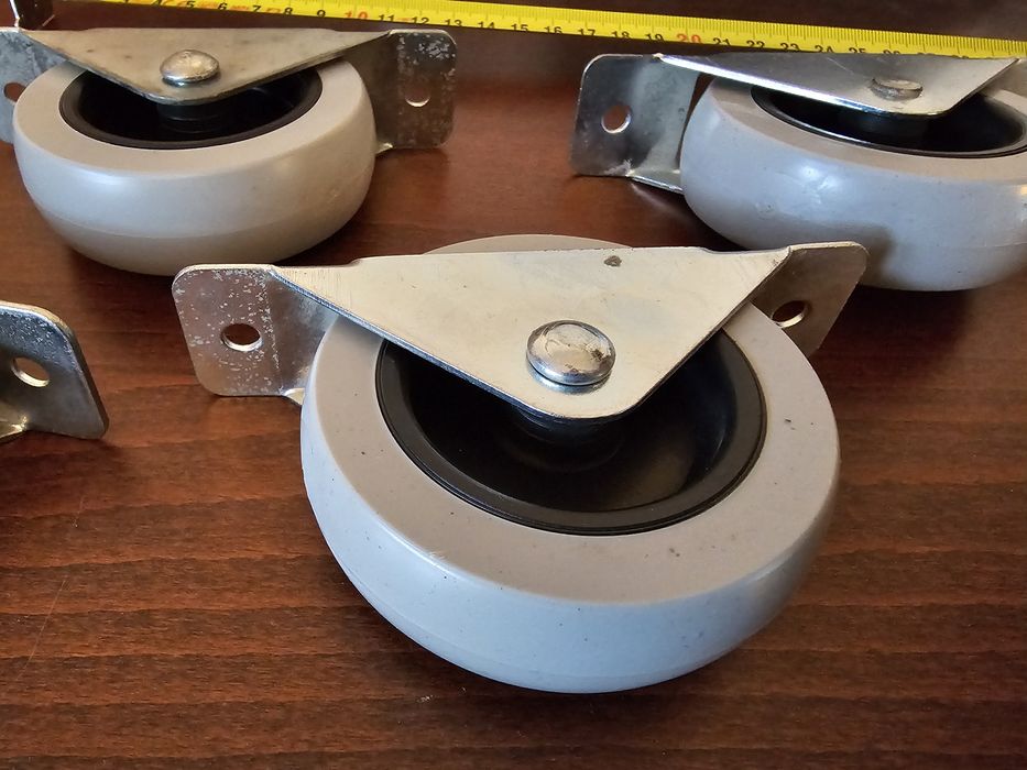 Kółka meblowe wpuszczane fi70mm szerokość 22mm