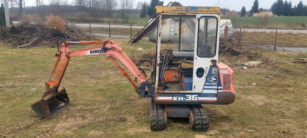 Kubota KH 36  Kubota KH 36  100% sprawna gotowa do pracy  diesel