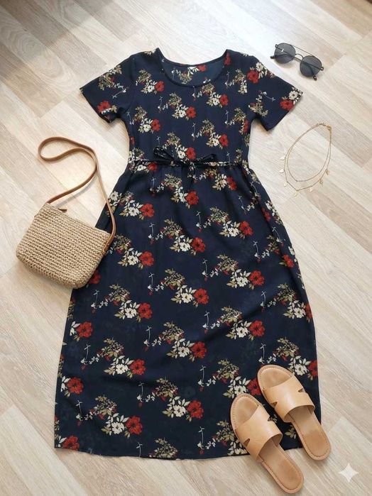 Czarna sukienka damska w print maxi M 38