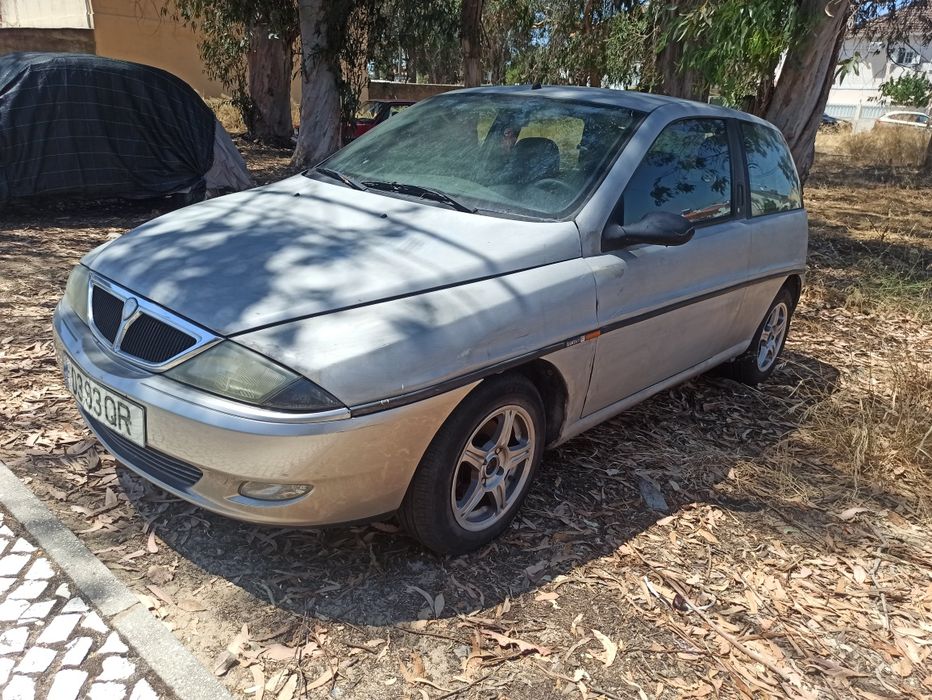 Carro econômico, ler anuncio
