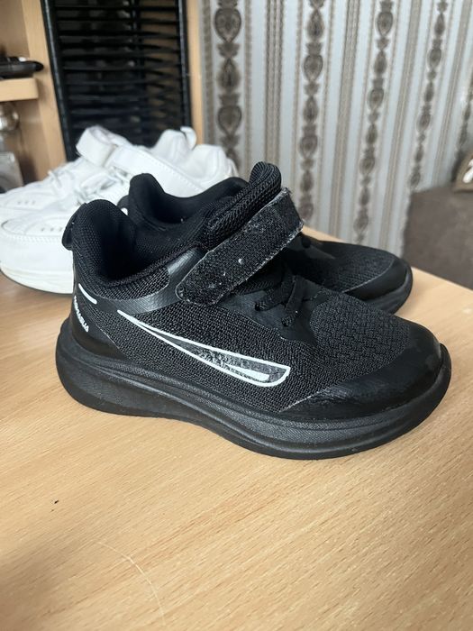 кросівки для хлопчика