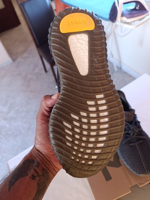 Yeezy boost 350 V2 cinder