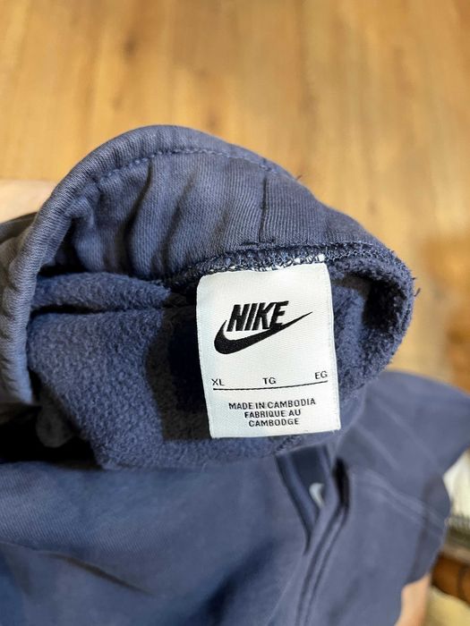 Продам Чоловічий Флісовий костюм  Nike Repeat Pack (кофта L, штани XL)