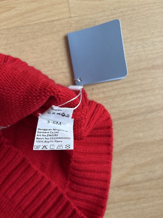 Sweterek świąteczny