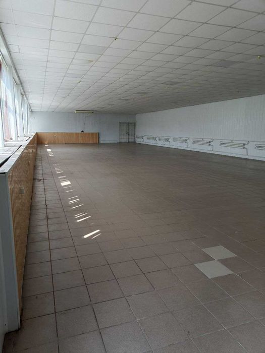 оренда магазину "Меблі"