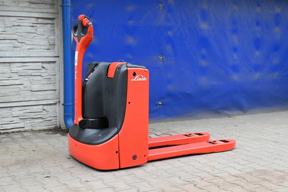 Paleciak elektryczny Linde T16 1600kg 2021 rok 1000mth Li-ion FHP 481
