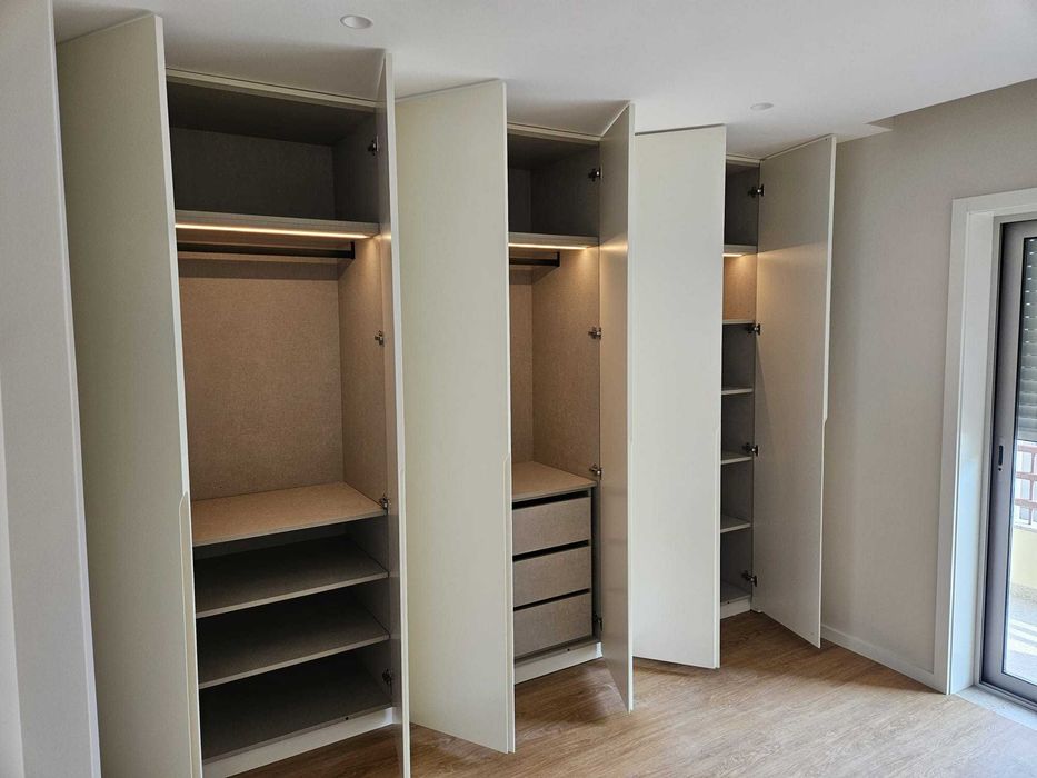 Vende_se T2 com garagem Vilar Andorinho