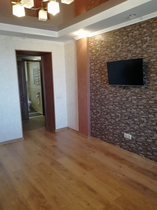 Бідного 18 , новобудова, Левада, велика 1 кімнатна квартира для сімʼї без дітей