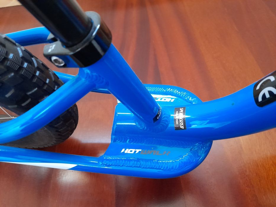 Bicicleta para criança sem pedais Specialized Hot Walk