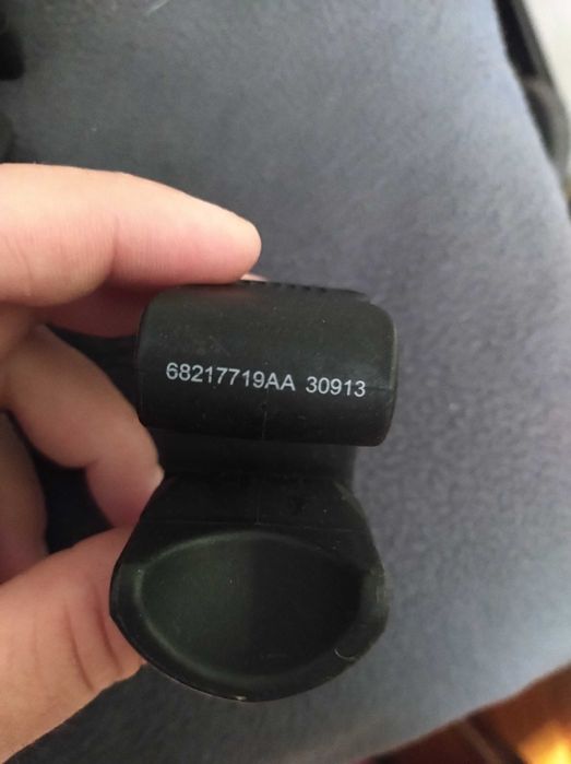 Komplet Wieszaków Do Bagażnika Jeep Cherokee