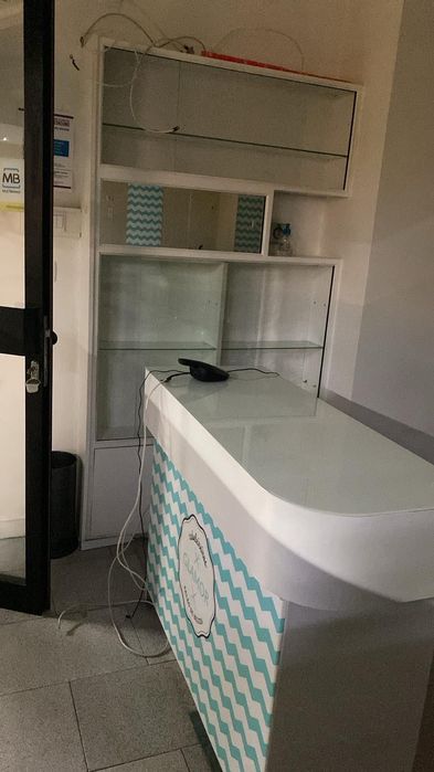 Cadeiras de Cabeleireiro e Rampas de Lavagem