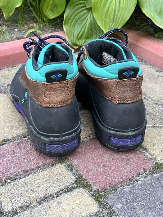 Оригінальні зимові черевики Columbia Bugaboot Low
