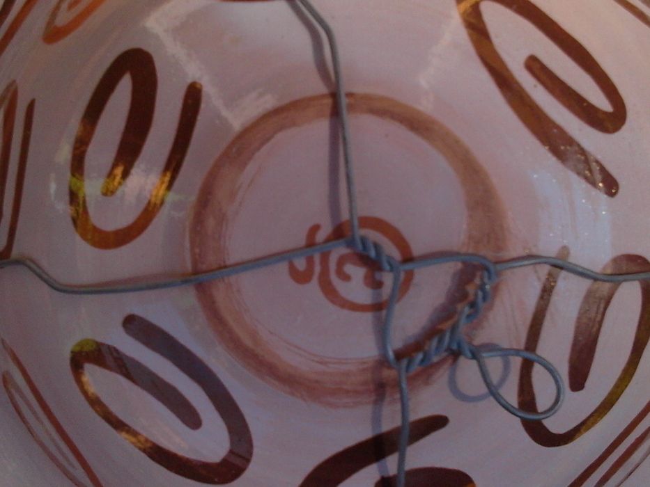 Bacia barbeiro (degolada) faiança Manises secs XIV/XV