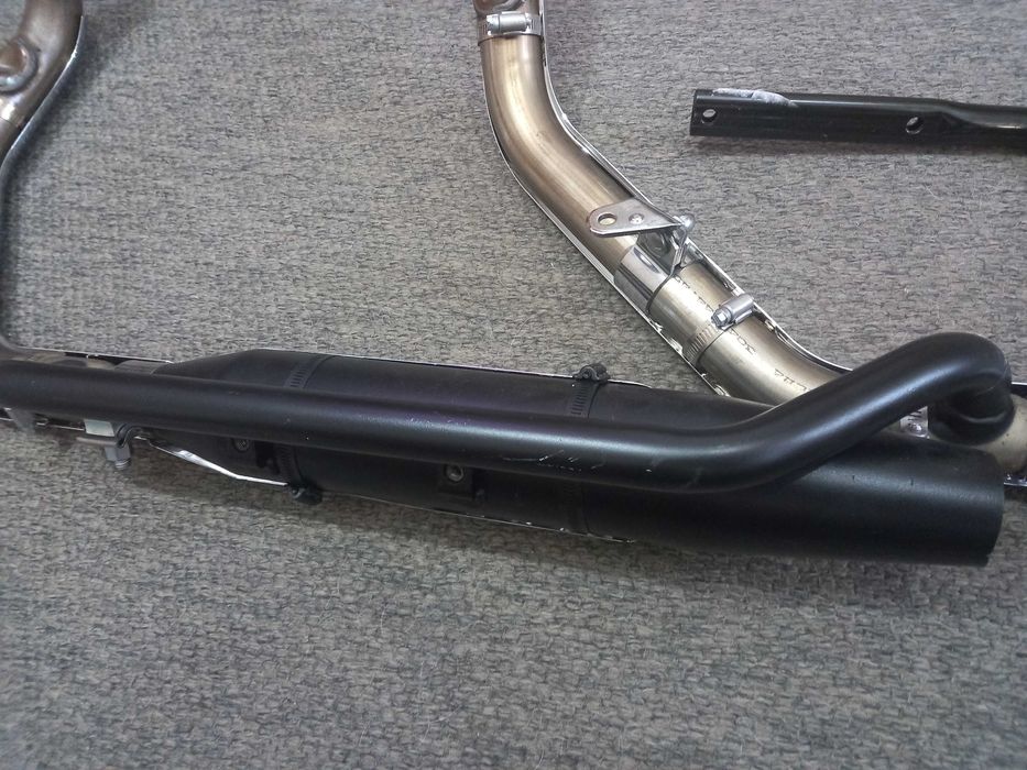 Sistema de escape Harley Davidson 883 Sportster 1200 como novo.