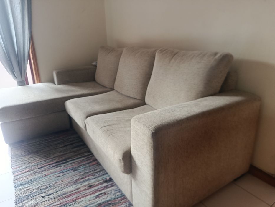 Sofá chaise longue reversível