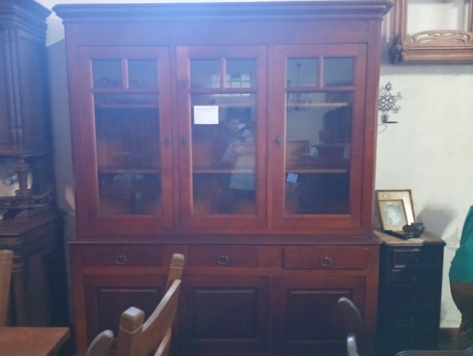 Recheio de loja de antiguidades