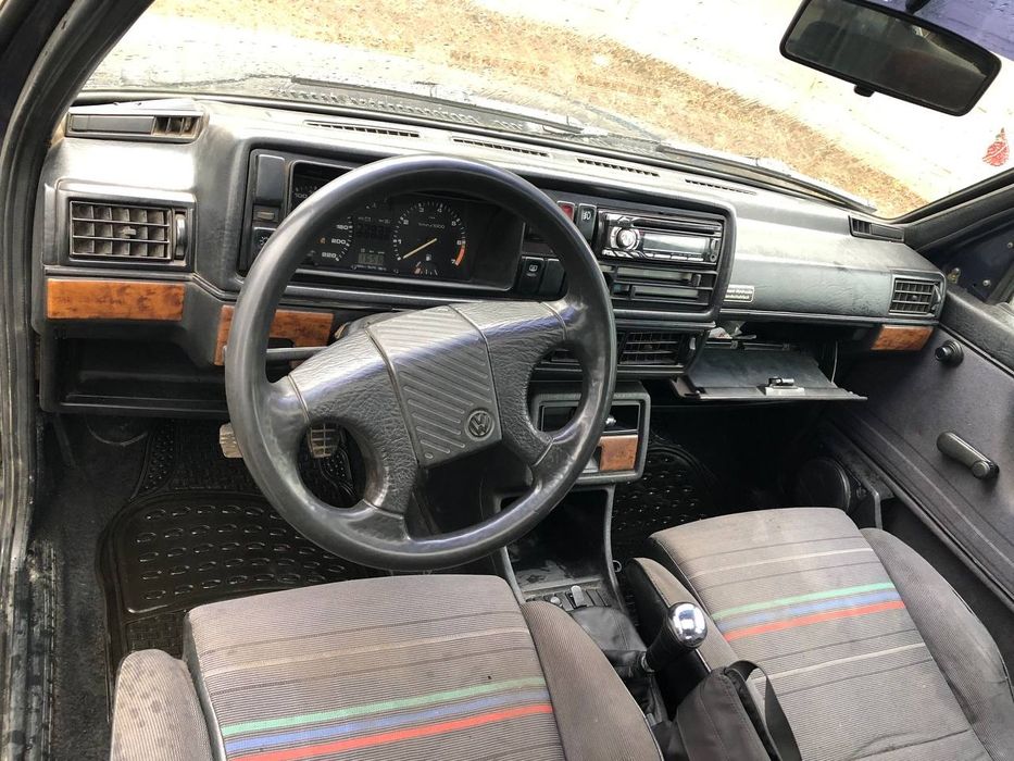 Продам Golf 2 1.8
